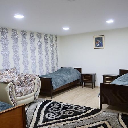 Guest House Kumayri Гюмри Екстериор снимка